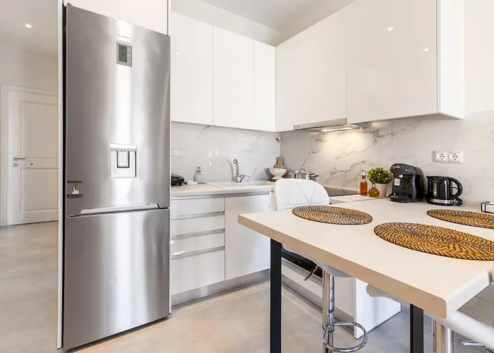 アパート Aster Korissia